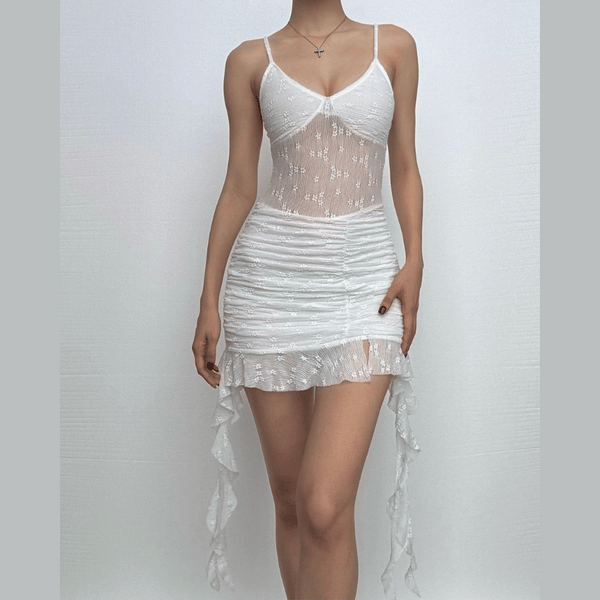 Robe courte à volants en dentelle froncée et col en V à double sens 