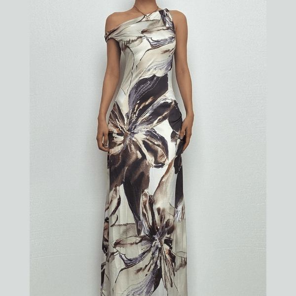 Robe longue froncée à imprimé abstrait et épaules dénudées 