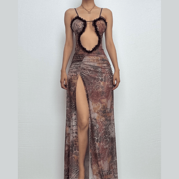 Robe longue en maille transparente, ajourée, froncée, fente haute, découpes caraco | robe samba 