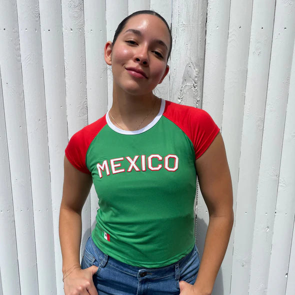 Haut court à blocs de couleurs avec drapeau mexicain 