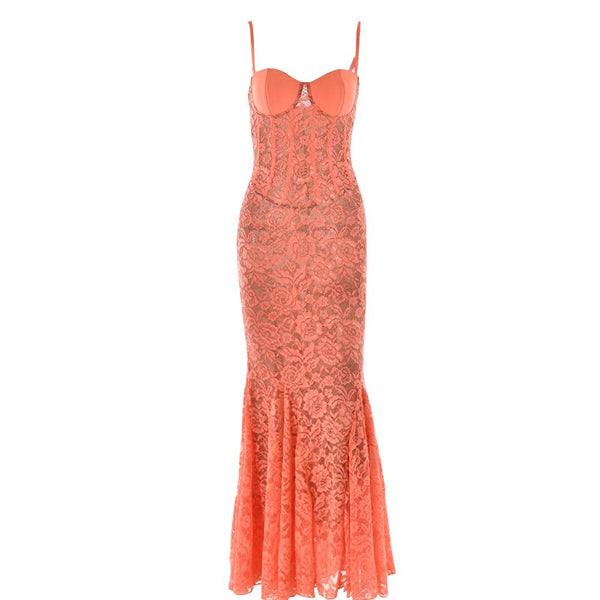 Robe longue bustier en dentelle à col en cœur 