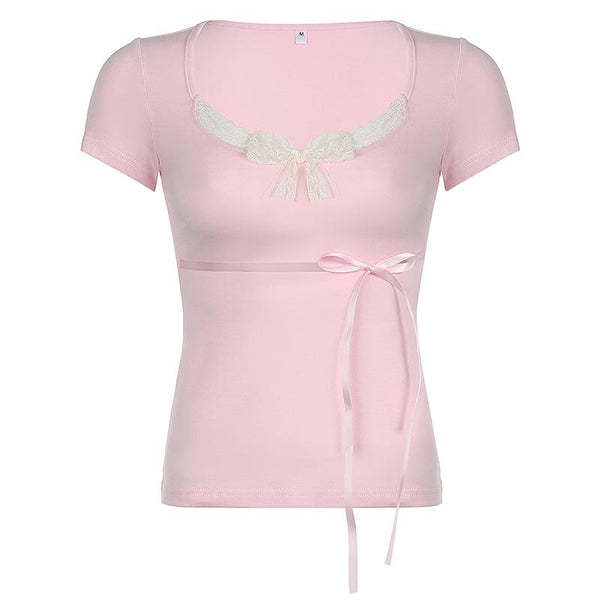 Haut à manches courtes, col en U, ourlet en dentelle avec nœud papillon 