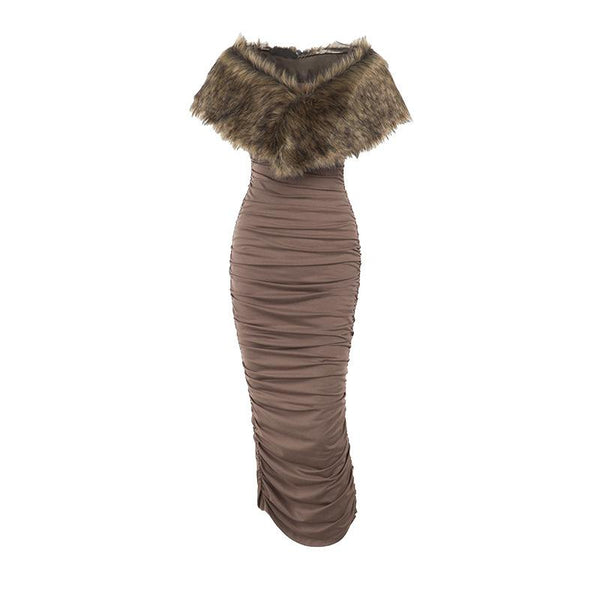 Robe longue froncée et duveteuse avec fente 