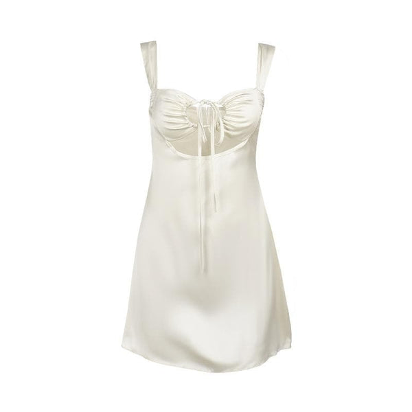 Robe mini-robe en satin froncé avec cordon de serrage et découpes 