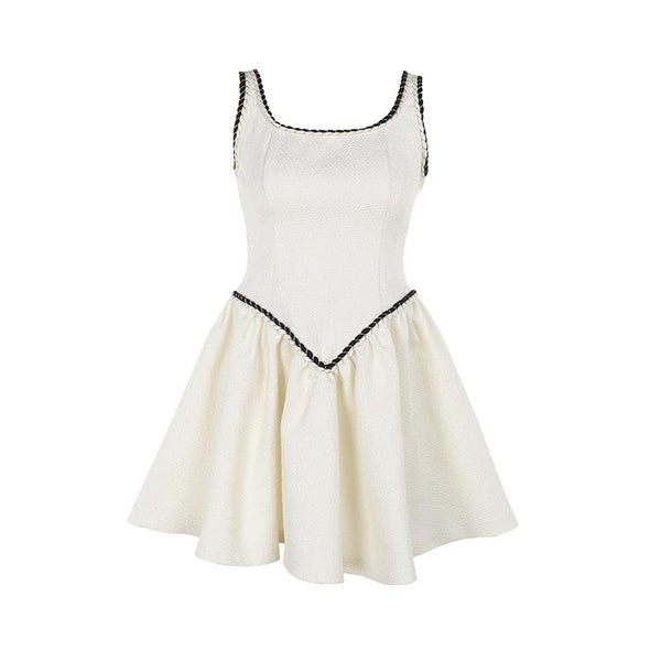 Mini-robe camisole zippée à col en U et dos nu 