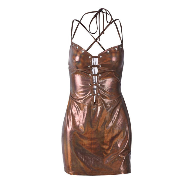 Mini-robe camisole métallisée à lacets et col en V 
