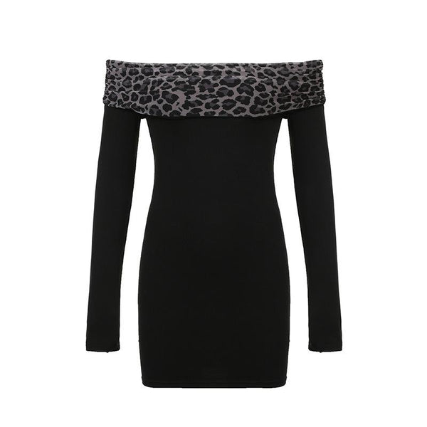 Mini-robe à épaules dénudées et manches longues à imprimé léopard 