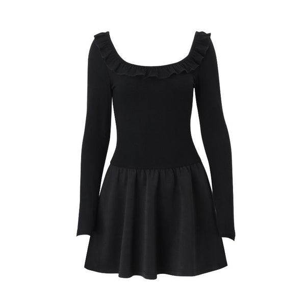 Mini-robe à volants et manches longues à col en U 