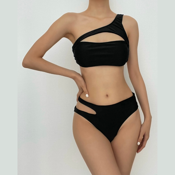 Maillot de bain bikini uni à une épaule ajourée