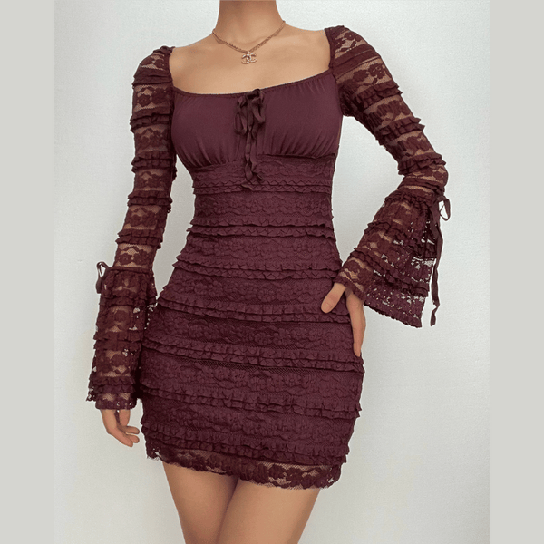 Robe courte texturée unie à manches longues évasées et à nouer soi-même