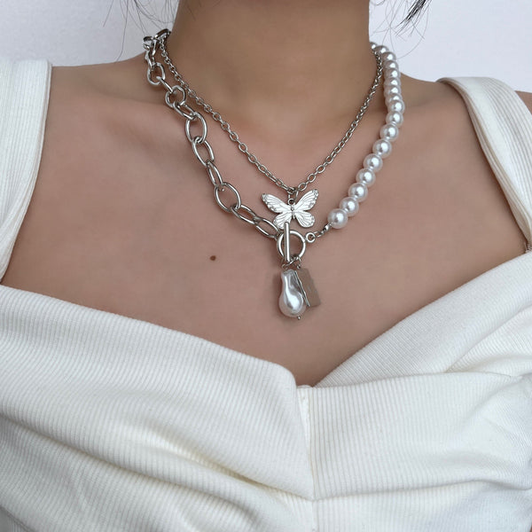 Collier avec pendentif papillon en fausses perles, 2 pièces 