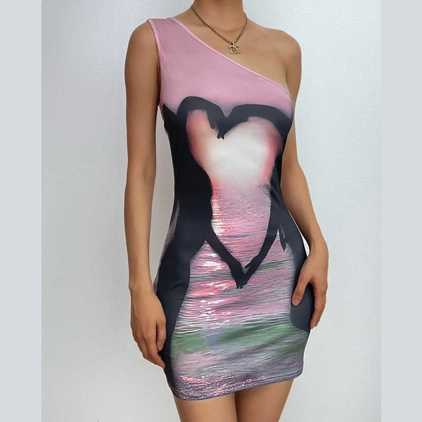 Mini-robe asymétrique à motif cœur et contraste irrégulier 