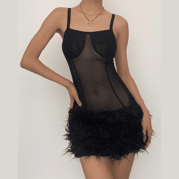Mini-robe dos nu sans manches en maille transparente à plumes 