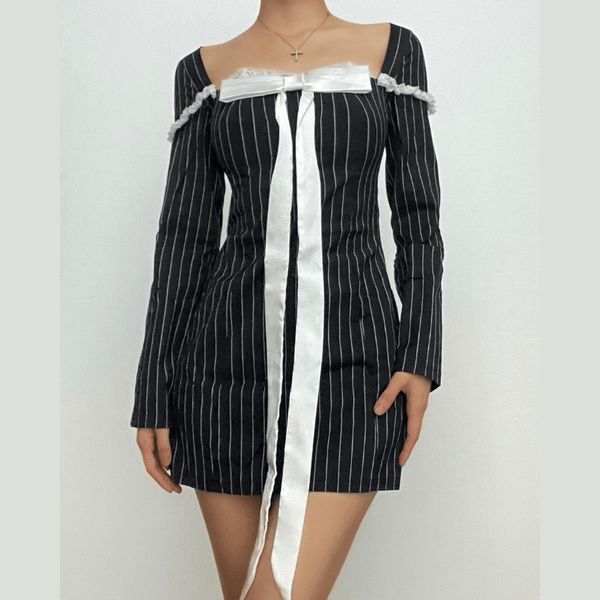 Robe courte à rayures et nœud papillon, manches longues, col carré, fermeture éclair contrastée