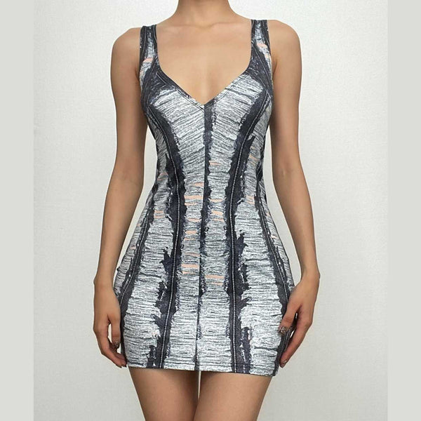 Mini-robe en jean à col en V et dos nu contrasté sans manches 