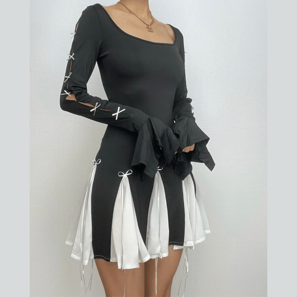 Robe courte à manches longues évasées, nœud papillon, col en U à nouer soi-même, patchwork contrasté