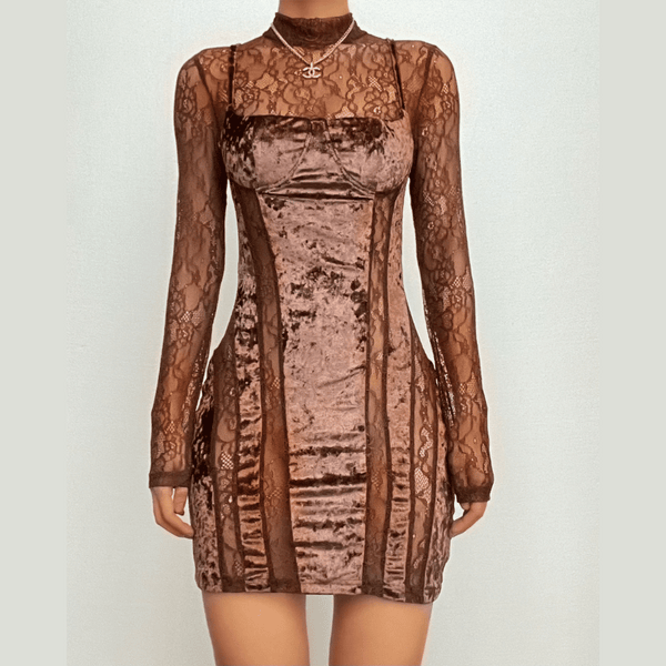 Mini-robe en dentelle à manches longues et col haut en patchwork de velours 
