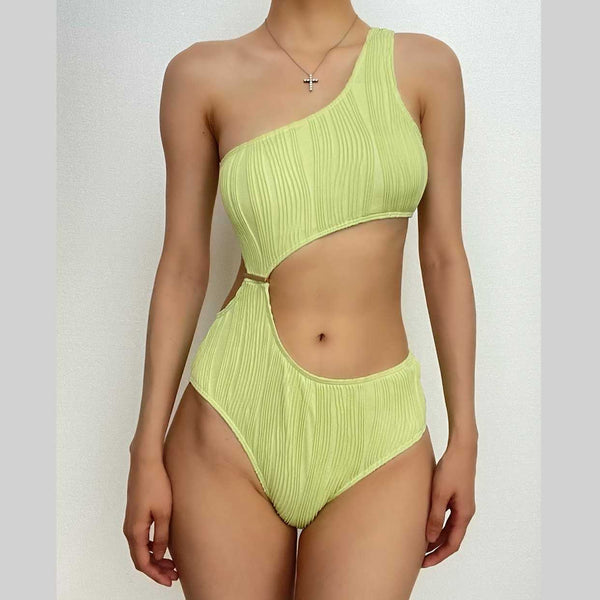 Maillot de bain une pièce texturé uni à une épaule et bouton ajouré