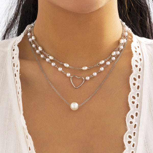 Collier 3 pièces en fausses perles en forme de cœur
