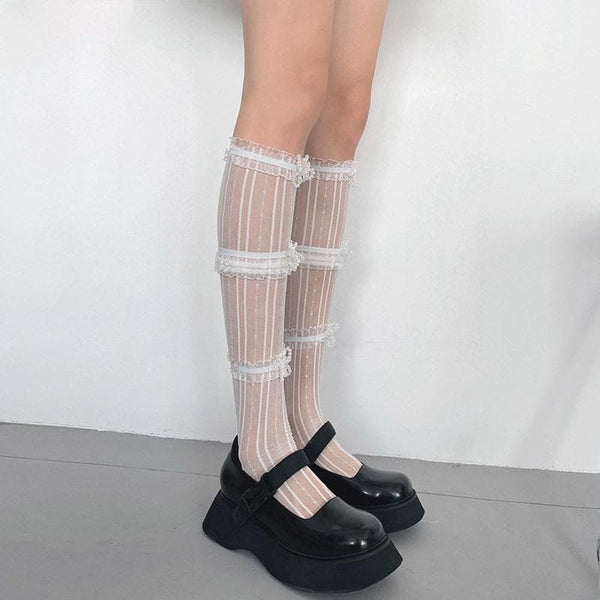 Chaussettes hautes à rayures en gaze avec appliques papillon 