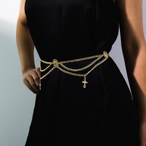Chaîne de taille superposée avec pendentif en croix 
