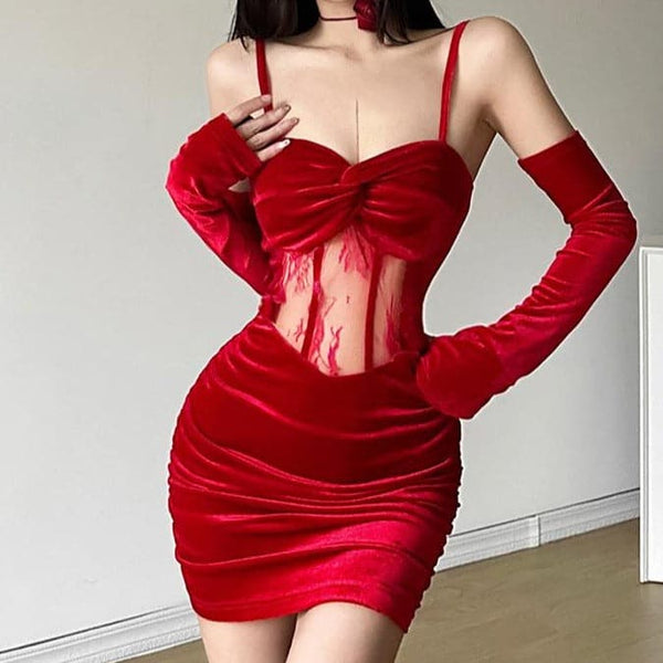 Robe courte dos nu en maille froncée avec gants en velours | robe tango rouge 
