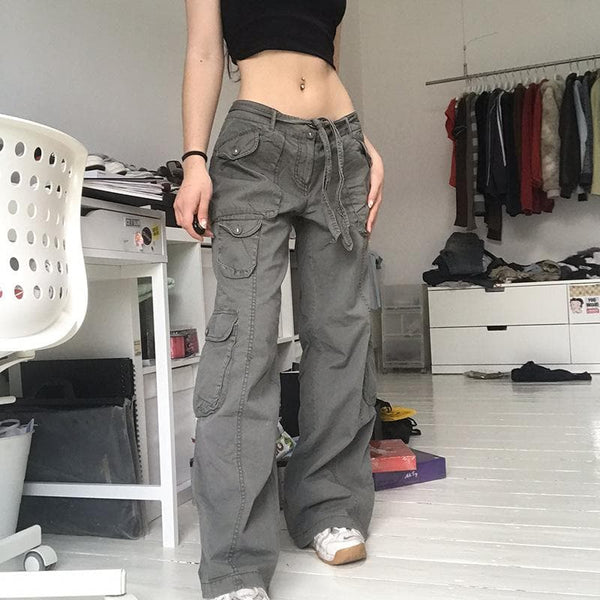 Jean cargo uni à jambe droite avec poches à nouer à la taille et boutons 